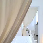 Lemonia House