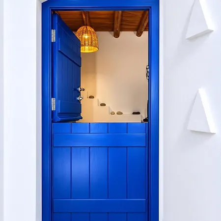 Lemonia House Vivlos
