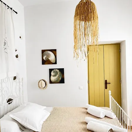 Lemonia House Vivlos