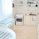 Lemonia House شقة *