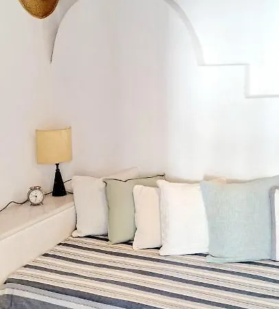 Lemonia House