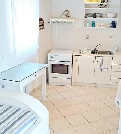 Lemonia House Apartament *